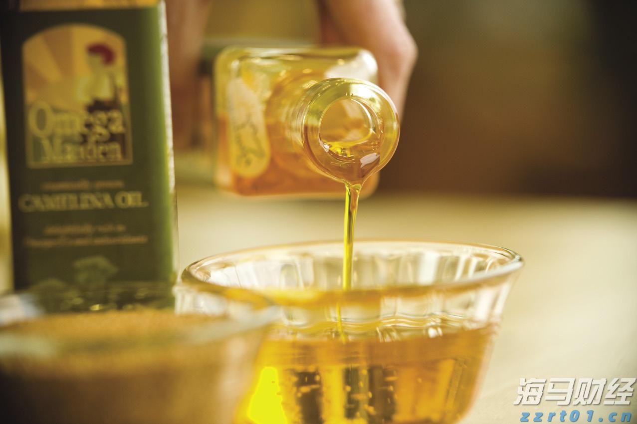 国家统计局：7月份社会消费品零售总额38780亿元 同比增长3.7%